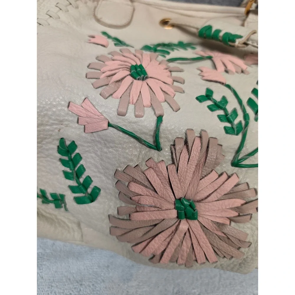 Isabella Fiore Shoulder Bag Ivory Leather Floral Applique Tassel Whipstitch Pink